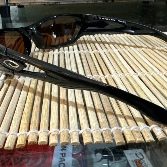 First Release Smith Folsom Black Frame Sunglasses Scratch Free Unused NWOT - Picture 7 of 14